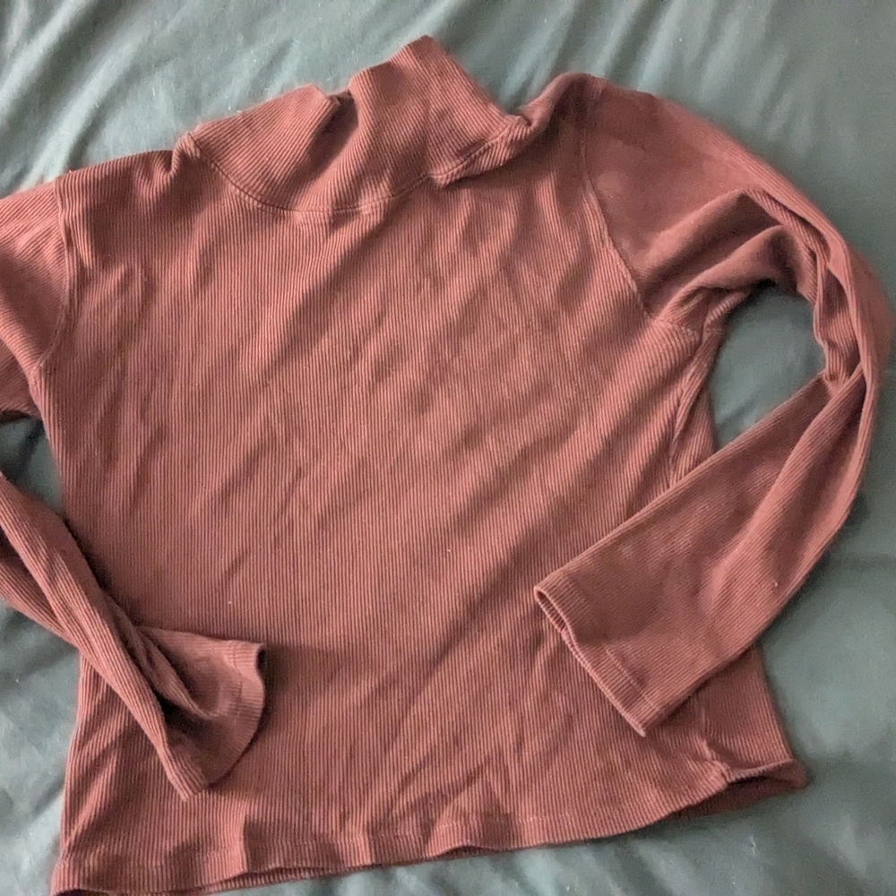 Women's Ribbed Long Sleeve Top - Rust
